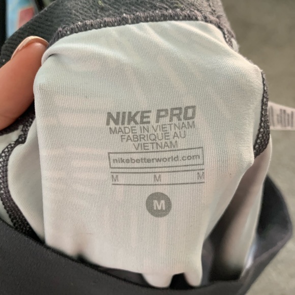 Nike Dri-Fit Grey Leggings - Picture 8 of 8